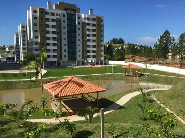Apartamento em Palhoça - Pedra Branca