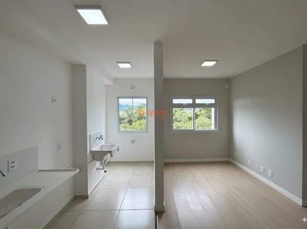 Apartamento em Palhoça, com excelente localização.