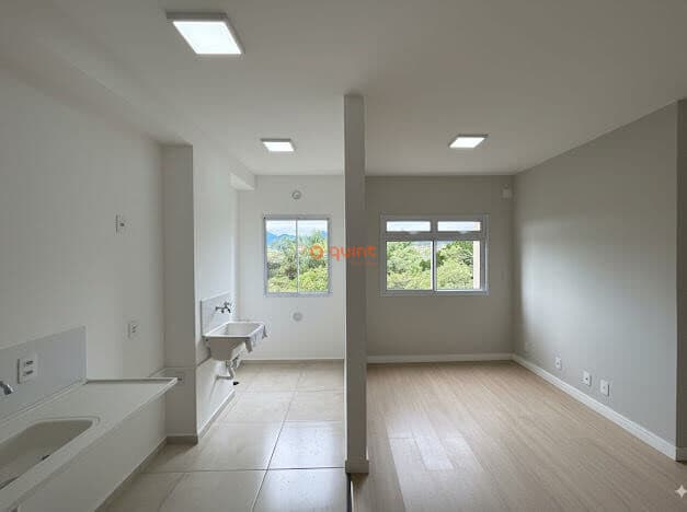 Apartamento em Palhoça, com excelente localização.
