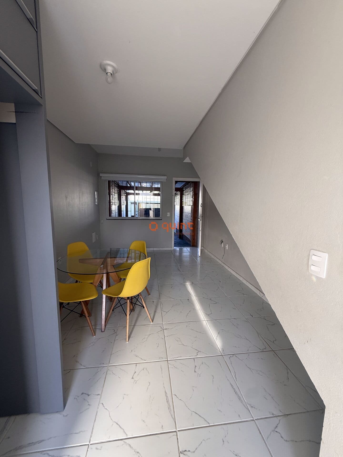 SOBRADO À VENDA EM POTECAS – SÃO JOSÉ/SC