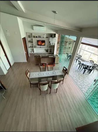 Casa em Palhoça - São Sebastião