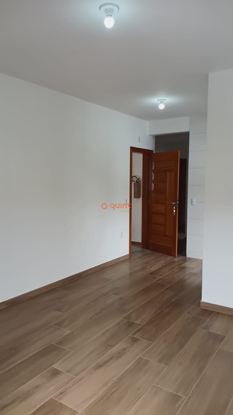 Apartamento em Palhoça - São Sebastião