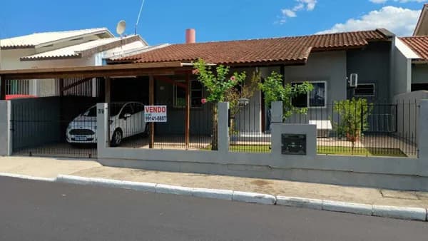 Casa em São José - Real Parque