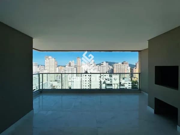 Apartamento Alto Padrão em Meia Praia, Itapema/SC