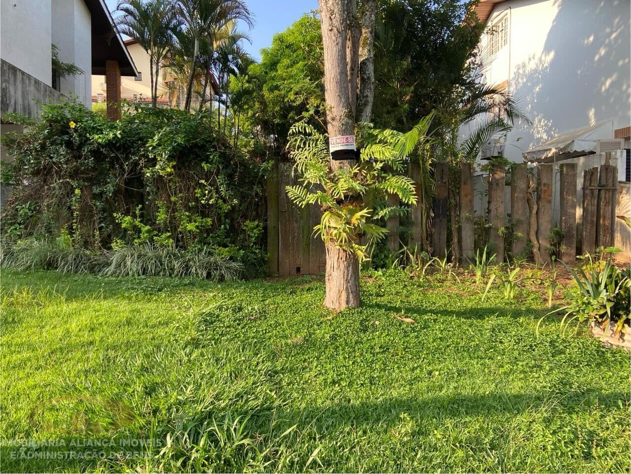 Lote/Terreno em Santana de Parnaíba - Alphaville