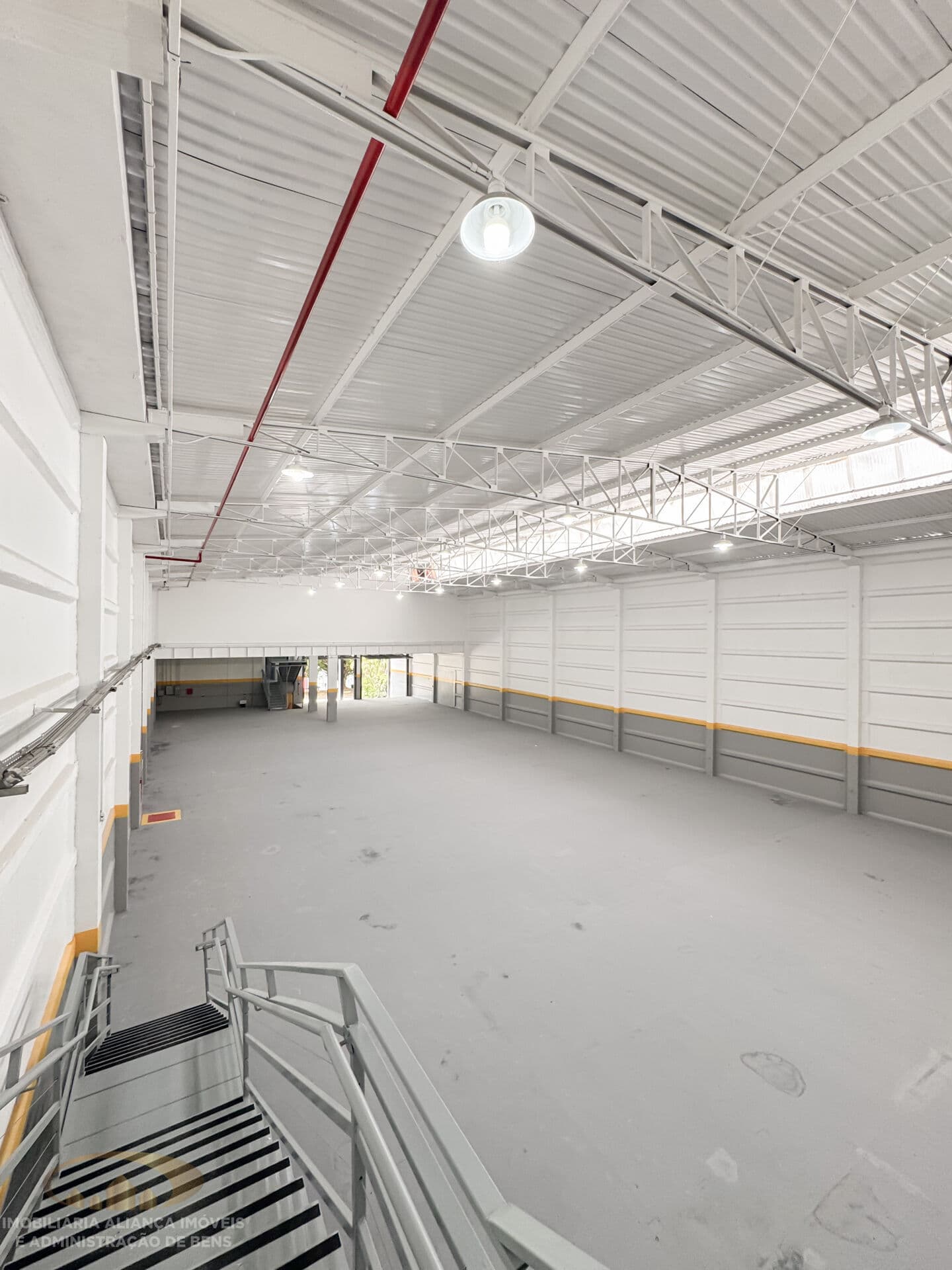 Pavilhão Galpão Logístico Totalmente Reformado