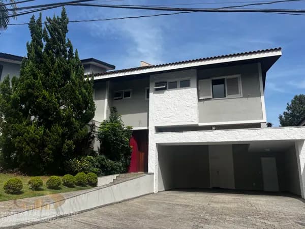 Vendo Casa em Condomínio fechado