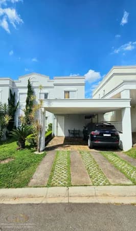 Casa no Quintas do Tambore.