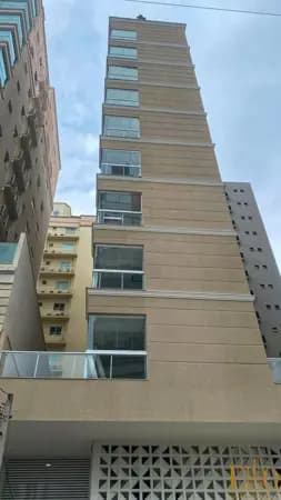 Apartamento Ed. Mademoiselle com 03 Suítes na quadra mar! Somente 1 por andar, e 02 Vagas. Meia Praia em Itapema /SC