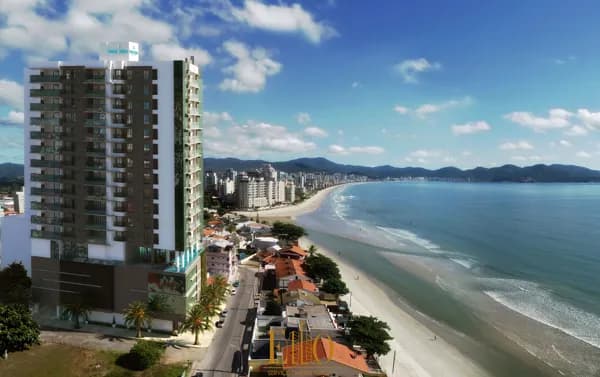 Apartamento de Alto Padrão, Frente pro MAR! 03 Suítes + 02 Vagas. Porto Belo - Balneário Pereque.