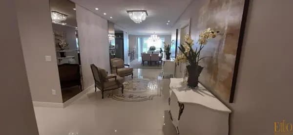 Apartamento Diamond Hill, 06 Suítes e 06 Vagas. Frente Mar em Balneário Camboriú- SC