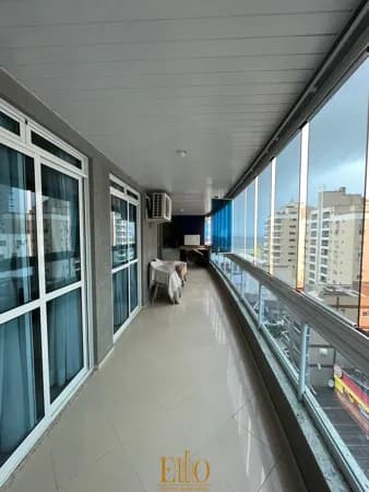 Apartamento mobiliado à 80 metros do MAR na Meia Praia em Itapema/SC
