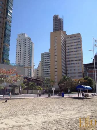 Apartamento à venda no bairro Centro em Balneário Camboriú/SC