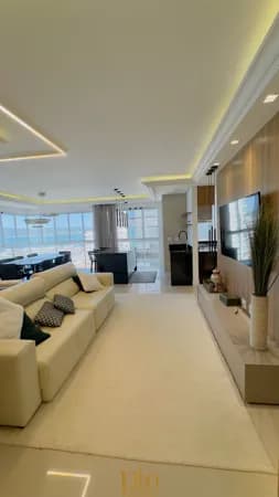 Apartamento Alto Padrão Marie Antoinette, 4 Suítes + 3 Vagas. Quadra Mar. Itapema /SC