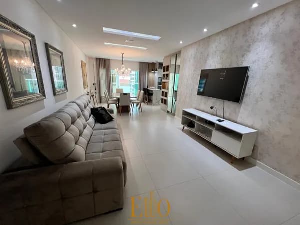 Apartamento à venda, Edifício Isis Dallagnelo.03 Suítes + 02 Vagas. Meia Praia - Itapema/SC