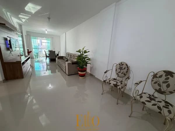 Apartamento à venda com 1 suíte + 2 dormitórios, 3 vagas de garagem. Com Lazer na Meia Praia em itapema/SC