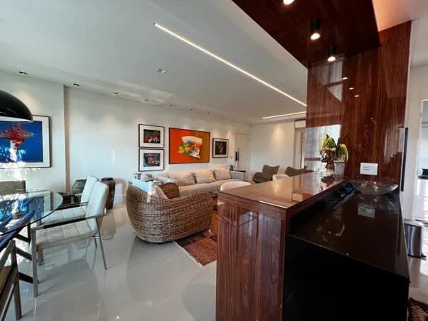 Edifício Pacoste Home, Mobiliado em Balneário Camboriú - SC 02 Suítes + 2 DEMI e 04 Vagas.