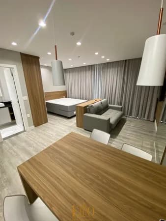 Apartamento Flat na Meia Praia, com área de lazer completa