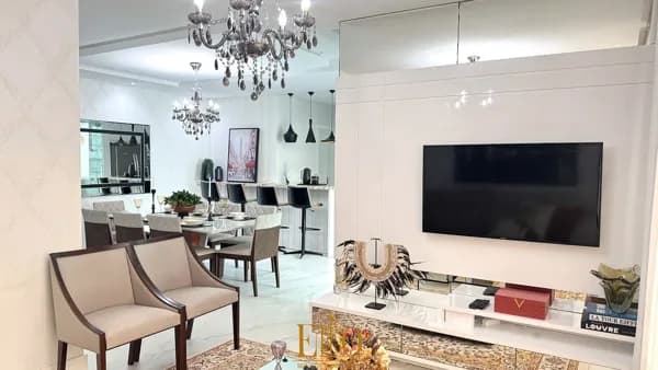 Apartamento Alto Padrão, 04 Suítes e 02 Vagas. finamente mobiliado e decorado. meia praia em Itapema /SC