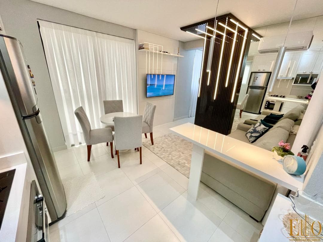 Apartamento à venda, 02 Suítes e 01 Vaga privativa. Edifício Galileu Residence 200 metros MAR. Meia praia - itapema /SC