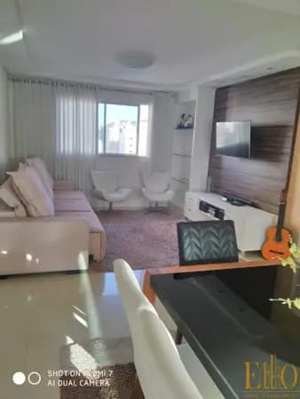 Apartamento de 3 dormitórios no edifício Solar do Tamarindo em Balneário Camboriú