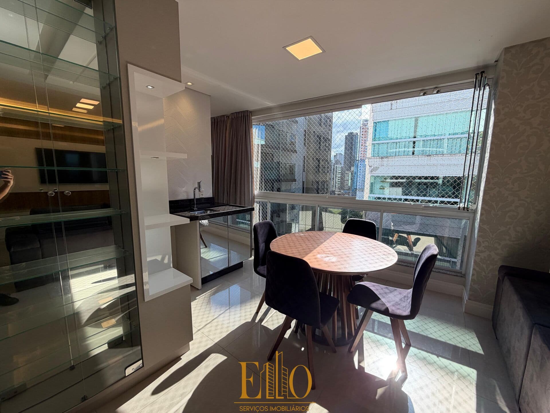 QUADRA MAR! Apartamento 3 Suítes no edifício Summer Grenn em Meia Praia | Itapema | SC