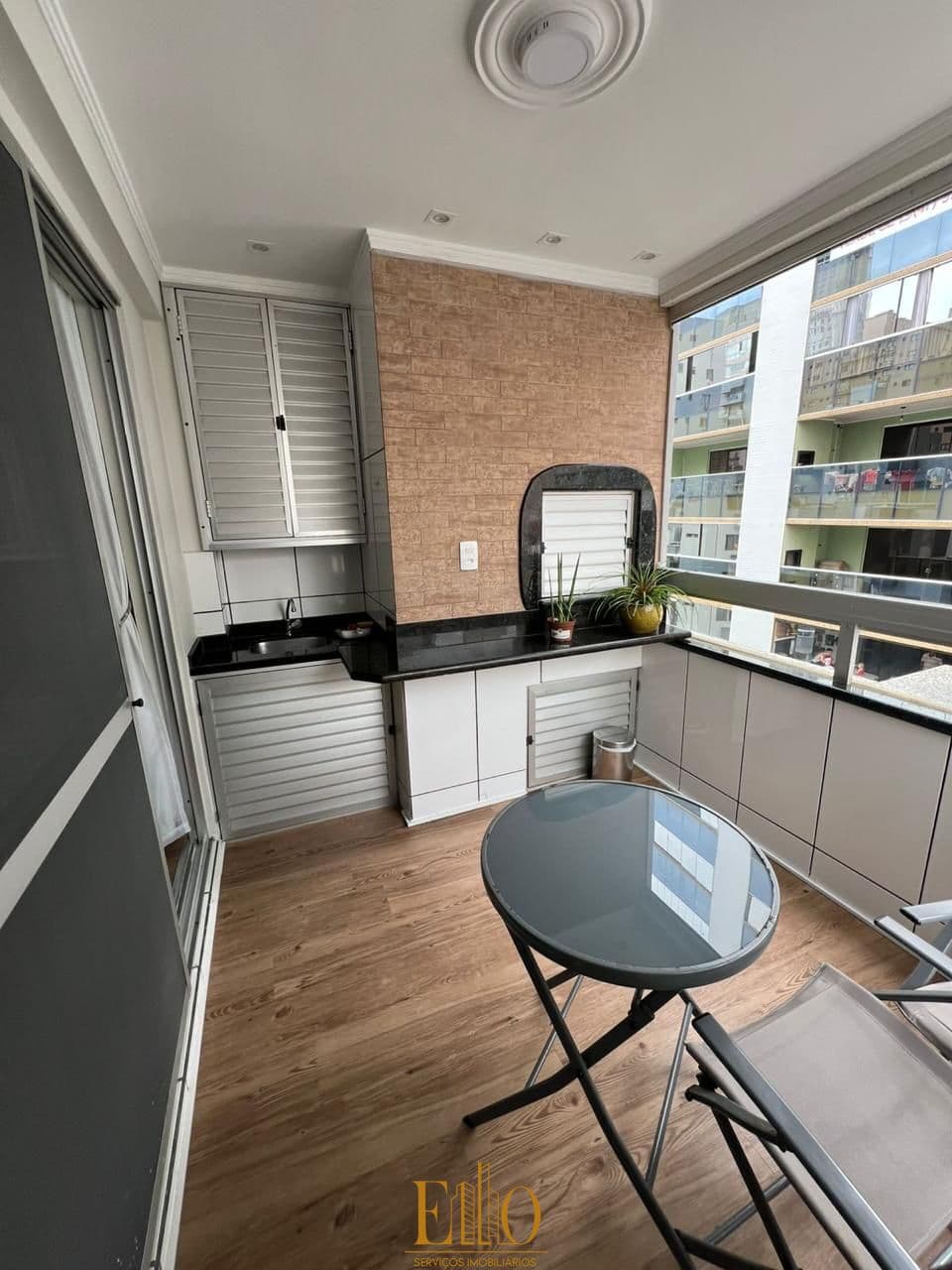 Apartamento a 180 metros do MAR! Na Meia Praia em Itapema/ SC 03 Dormitórios sendo 01 Suíte