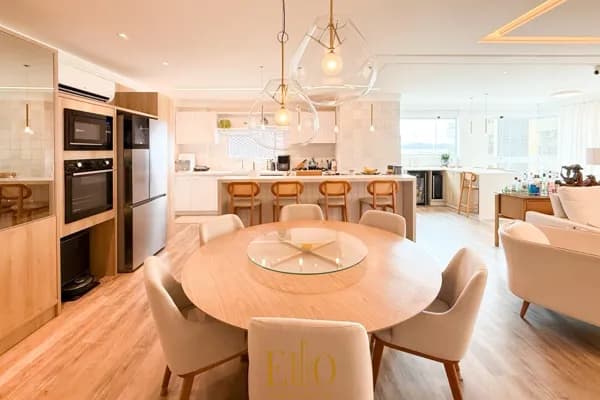 Apartamento Alto Padrão com 4 suítes no Arnou T De Melo Residence