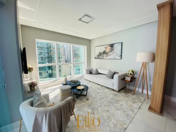 Apartamento Alto Padrão, com 04 Suítes na quadra do MAR! Próximo ao Píer. Meia Praia em Itapema/SC