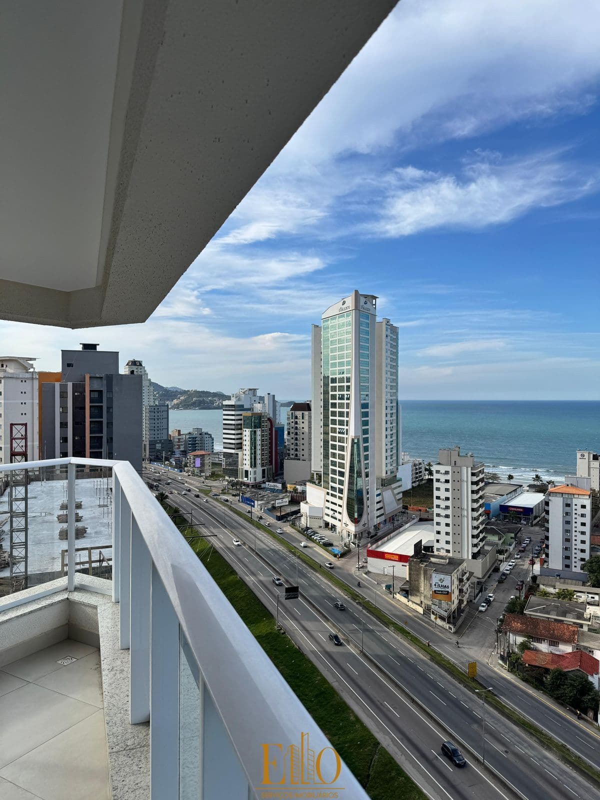 Apartamento com vista mar à venda! Ed. Gran Vittoria 01 Suíte + 1 dormitório, Morretes - Itapema/ SC