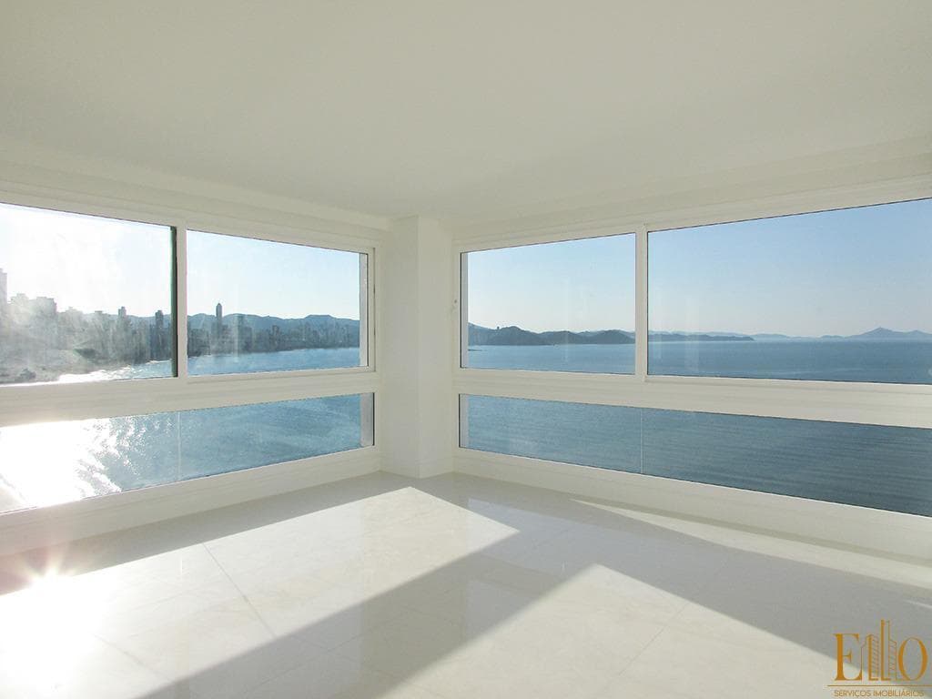 Apartamento frente MAR! Edifício Gran Palazzo Balneário Camboriú- SC 03 Suítes e 02 Vagas.
