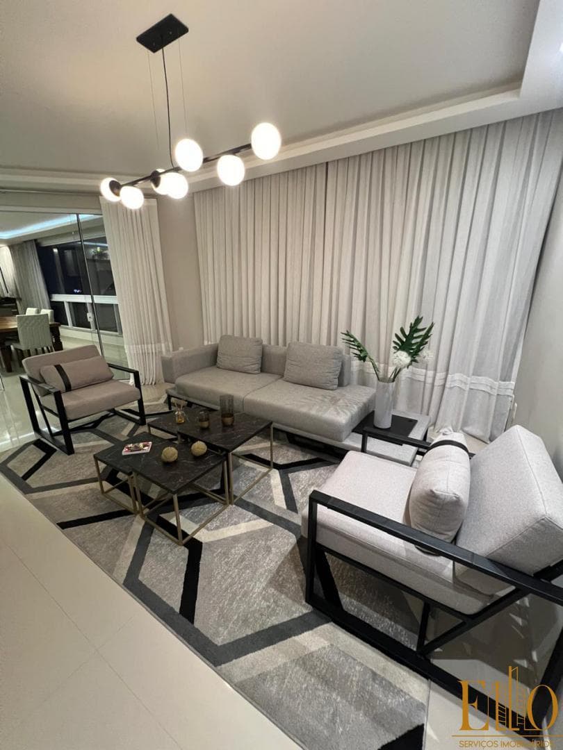 Apartamento, Edifício Luana Dallagnelo 04 Suítes + 04 Vagas. Meia Praia em Itapema/SC