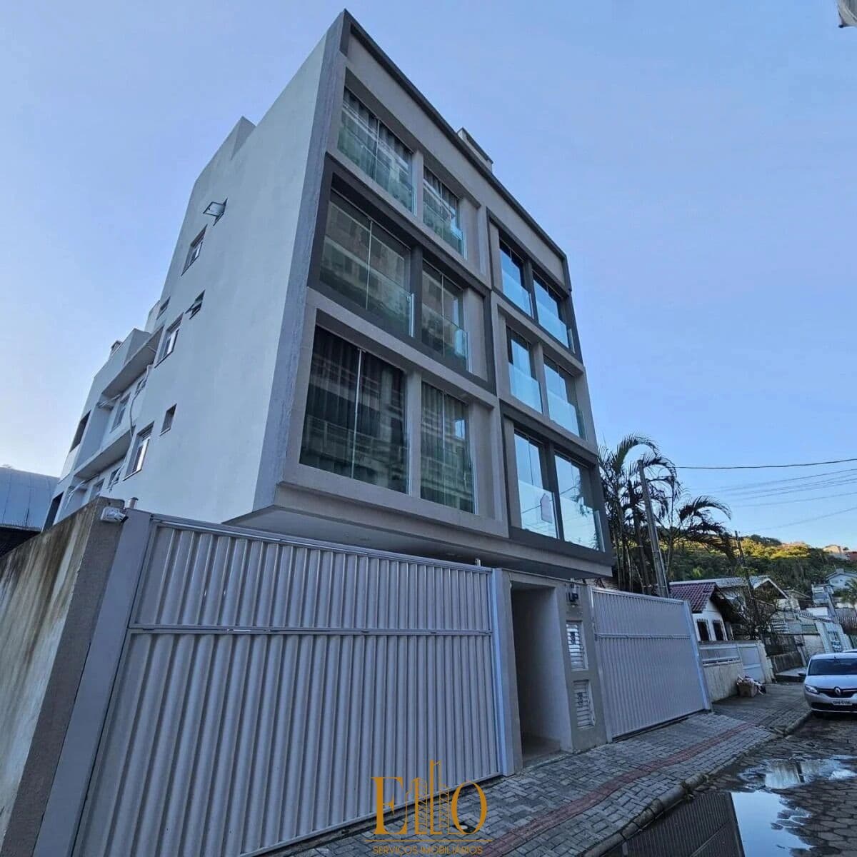 Apartamento de 1 dormitório à venda no Bairro Morretes, 01 Dormitório + 1 Vaga. Itapema