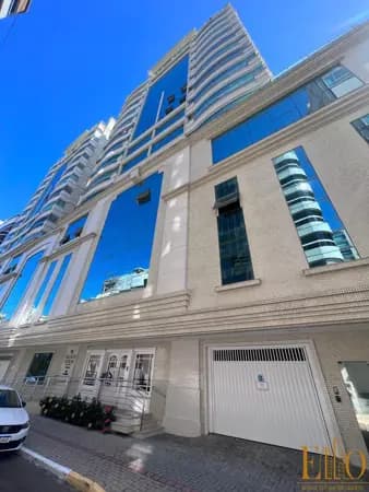 Apartamento Villagio Di Fiori, São 04 Suítes + 01 Vagas Apartamento mobiliado! Meia Praia em Itapema/SC