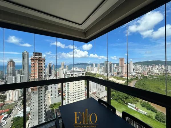 Cobertura no Edifício THE GARDEN, São 03 Suítes e 04 Vagas. Mobiliado e equipado. Meia Praia em itapema/SC