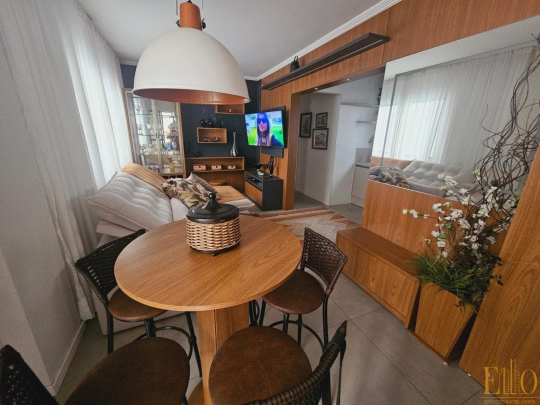 Apartamento Garden no centro de Balneário Camboriú com 2dormitórios