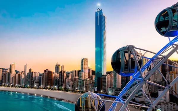 Apartamento Alto Padrão com 4 suítes no Boreal Tower, frene mar em Balneário Camboriú