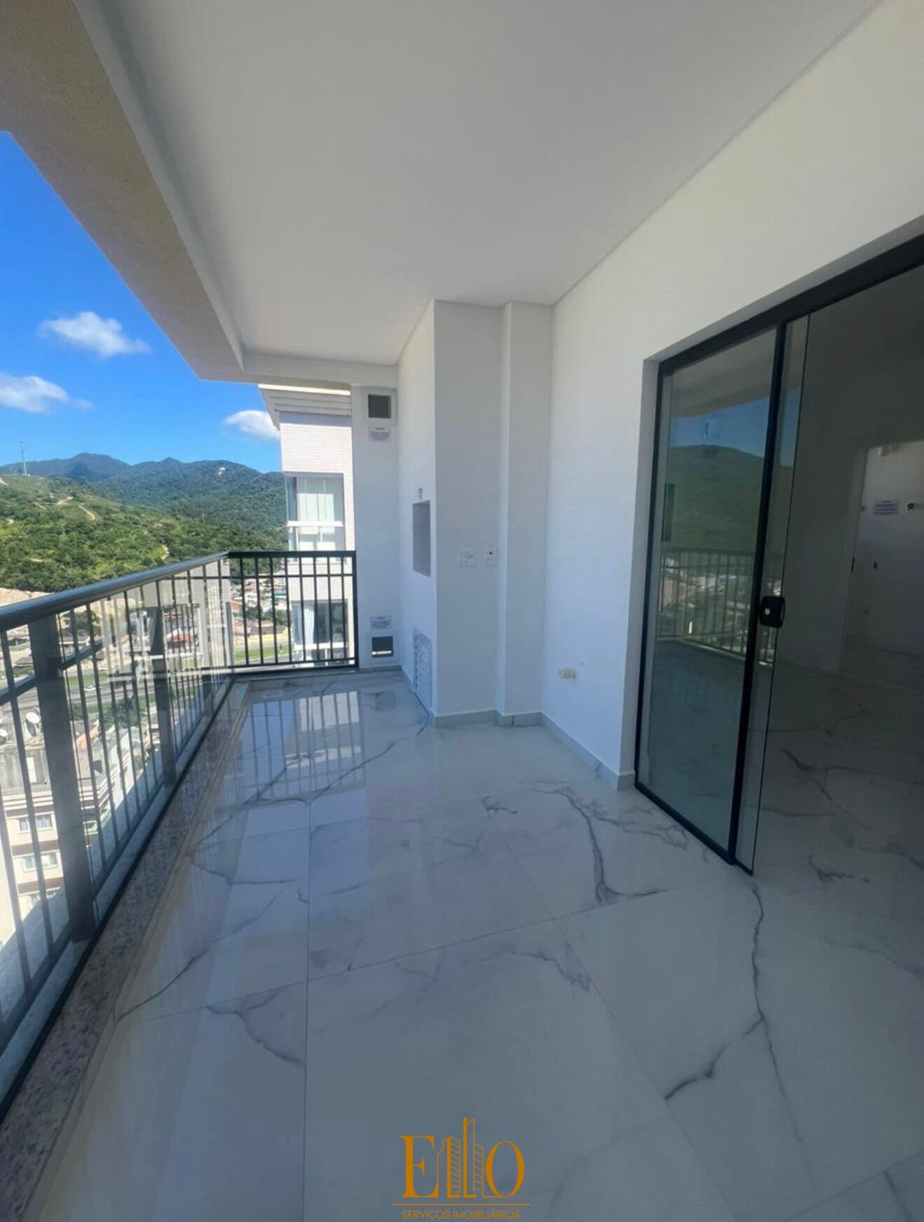 Apartamento Cobertura Edifício Monte Napoliane no Centro, Itapema/SC