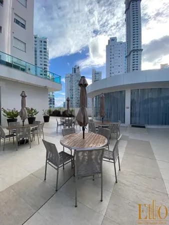 Apartamento de 3 suítes - Diferenciado - no Edifício Le Majestic em Baln, eário Camboriú