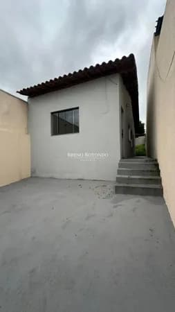 Casa 02 quartos á venda no bairro Resplendor