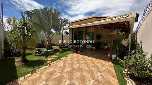 Casa á venda no bairro Pousada Del Rey