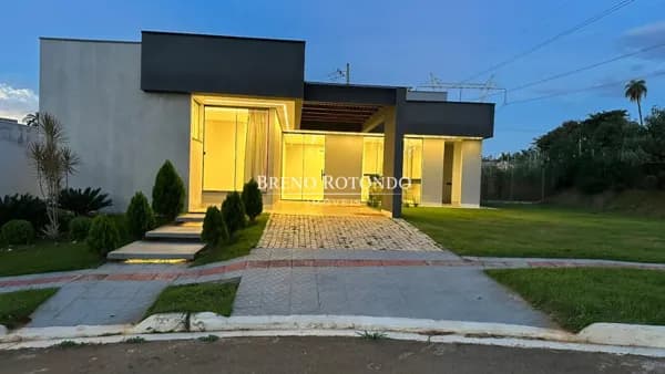Casa 03 quartos á venda no condomínio Portal do Igarape