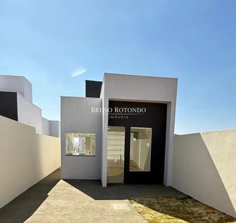 Casa 03 quartos á venda no bairro Teresa Cristina