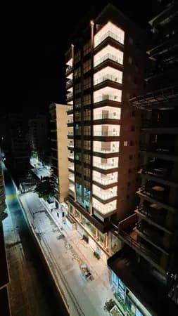 Empreendimento quadra do mar,excelente lazer,em Meia Praia.