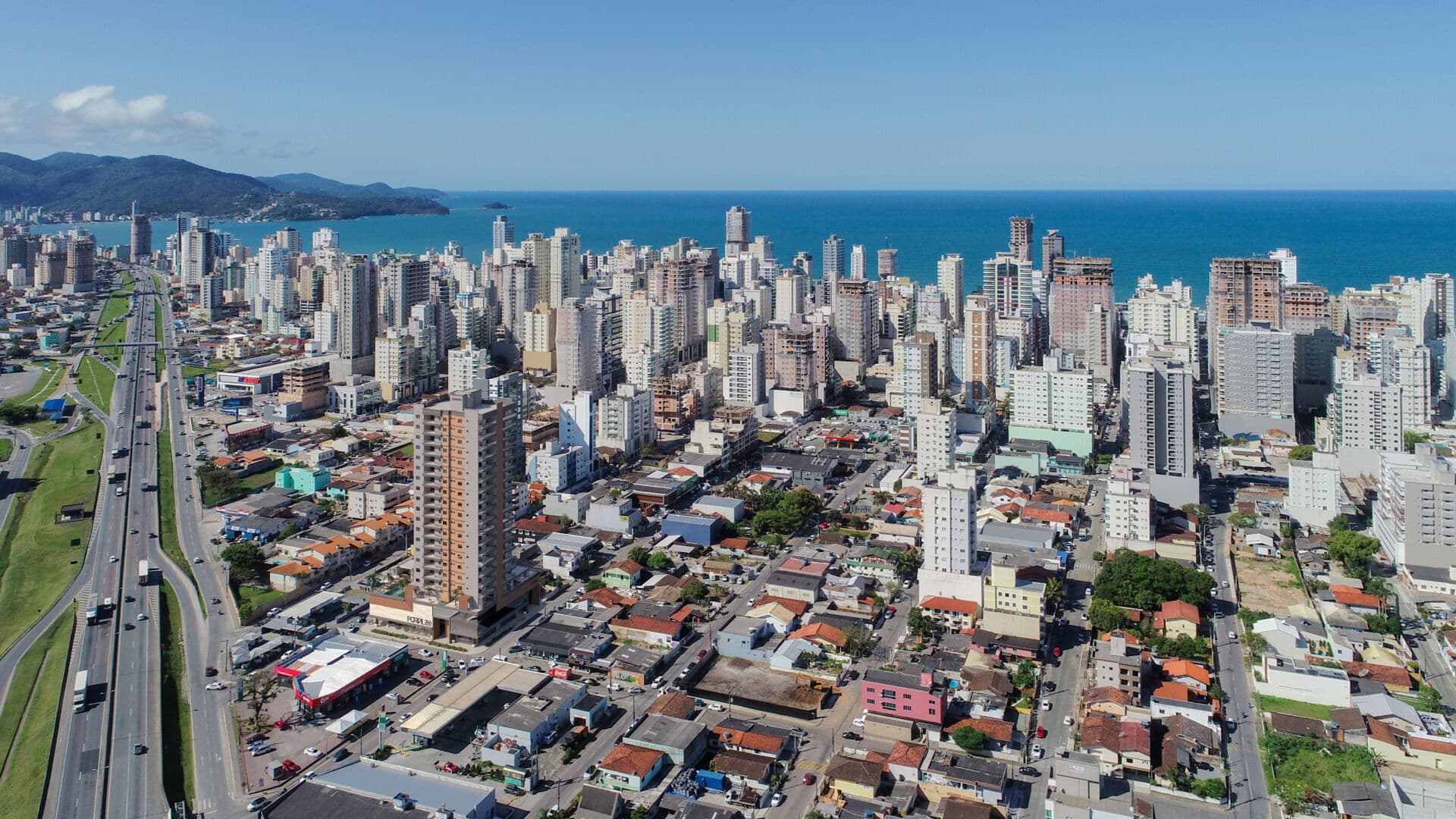 Empreendimento excelente,com ótimo lazer,em Meia Praia.