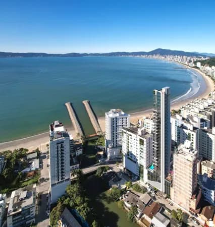 Ótimo empreendimento,amplo lazer,localizado no centro de Itapema.