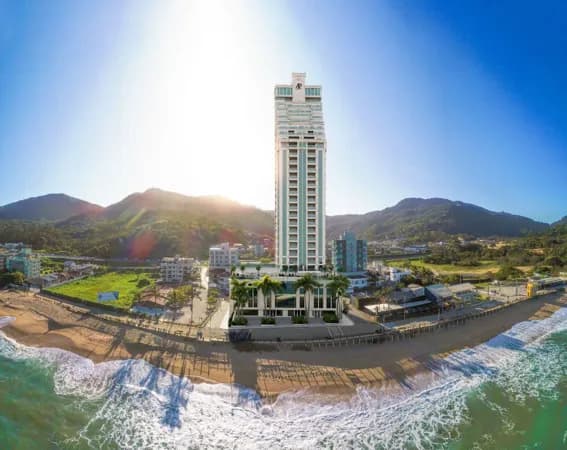 Empreendimento frente mar,completa área de lazer,localizado em Itapema.