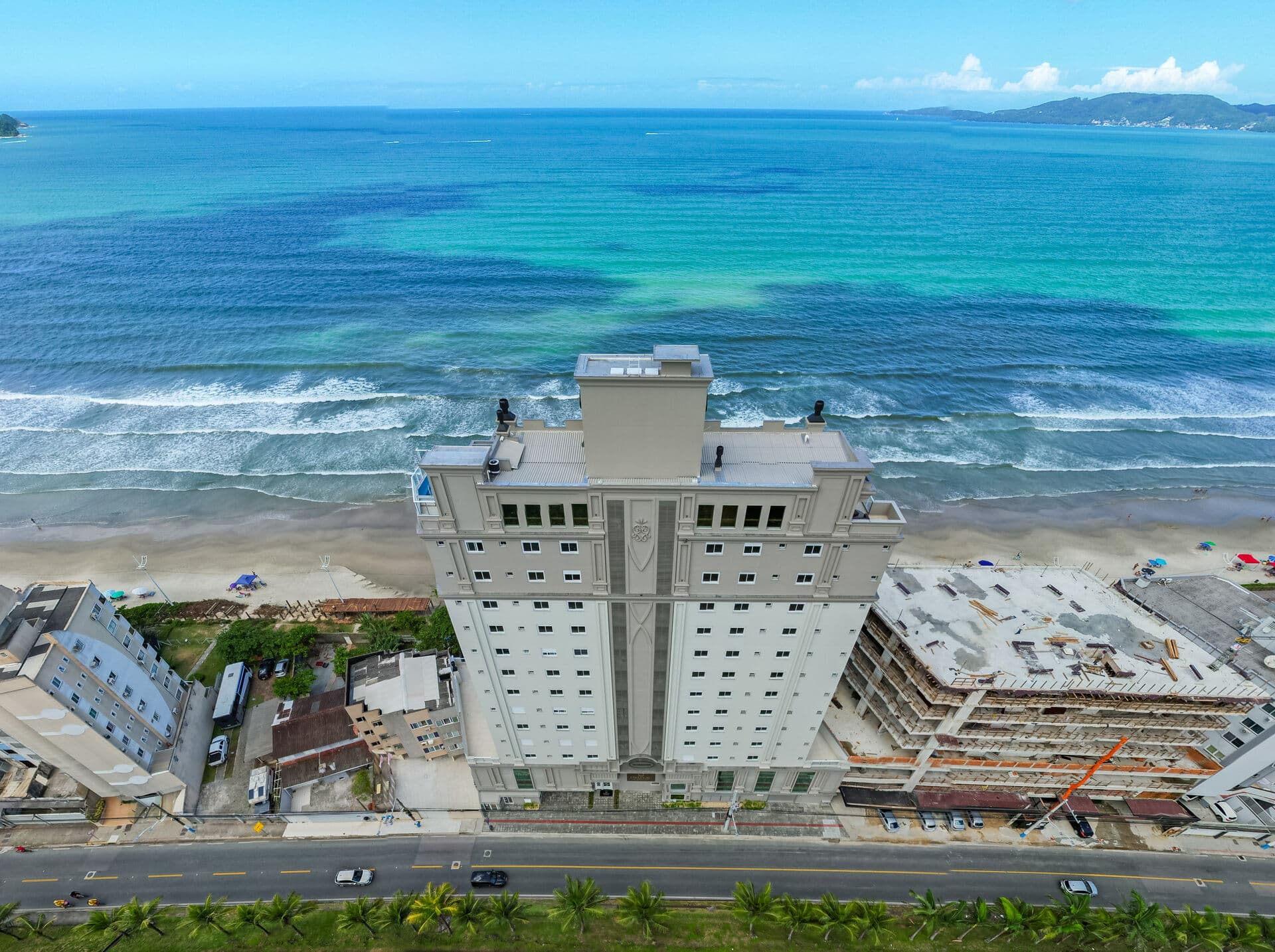Empreendimento lindo,frente para o mar,com lazer.