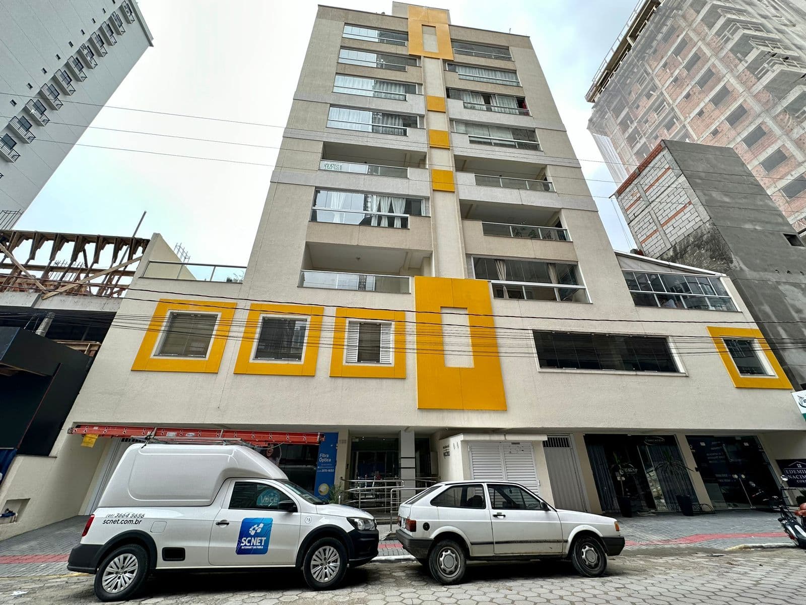 Ótimo apartamento,pronto para morar,localizado em Itapema.