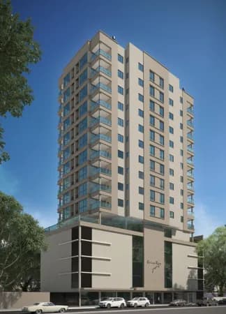 Apartamento ótimo em Meia Praia,com área de lazer.